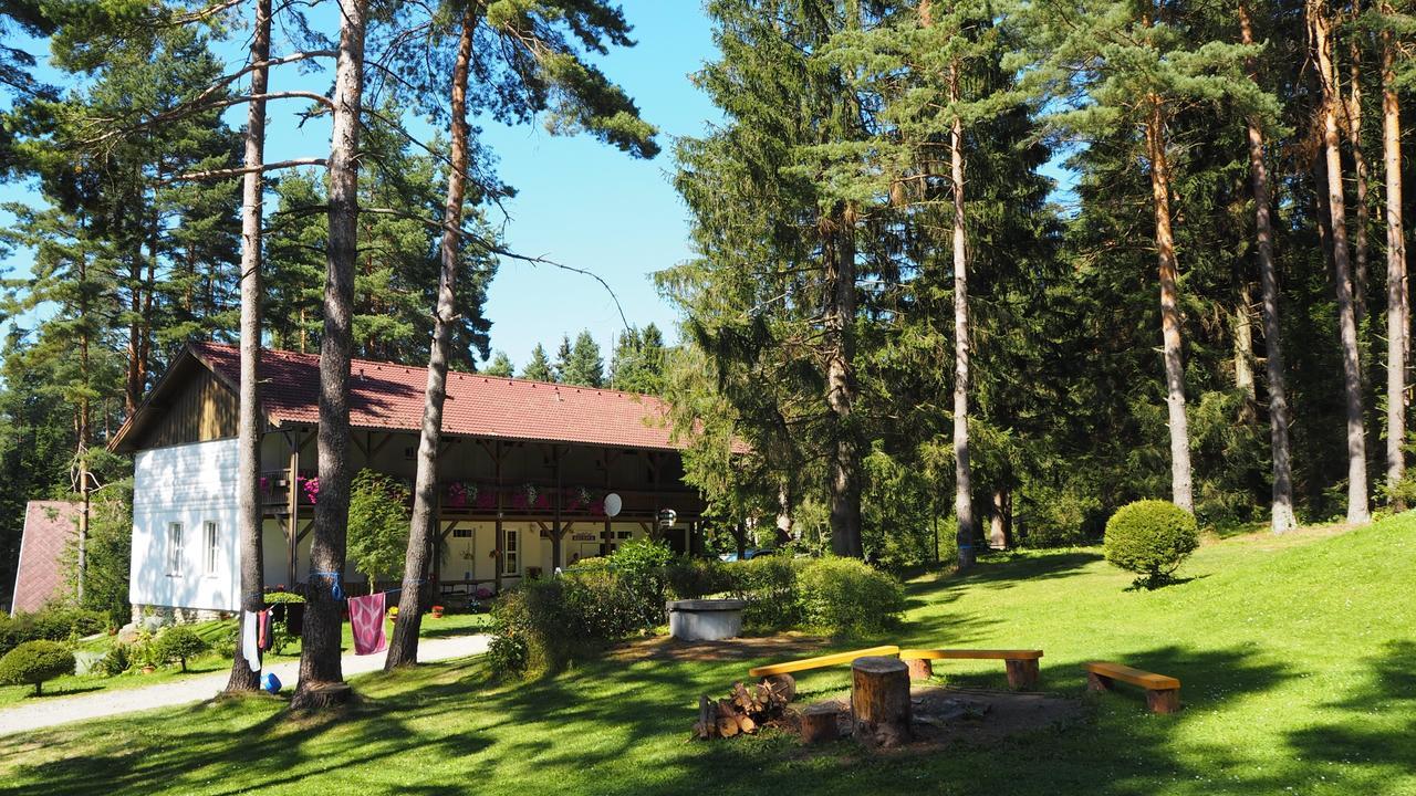Hotel Lojzovy Paseky Frymburk Exterior foto